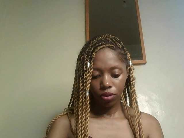 SexyBanni's BongaCams show and profile