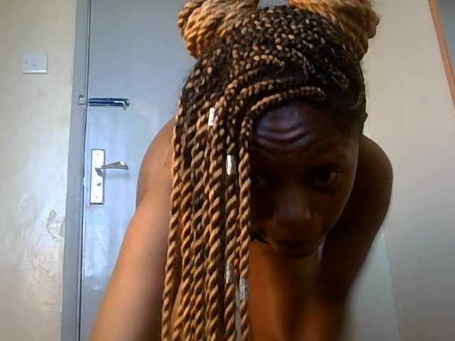 SexyBanni's BongaCams show and profile