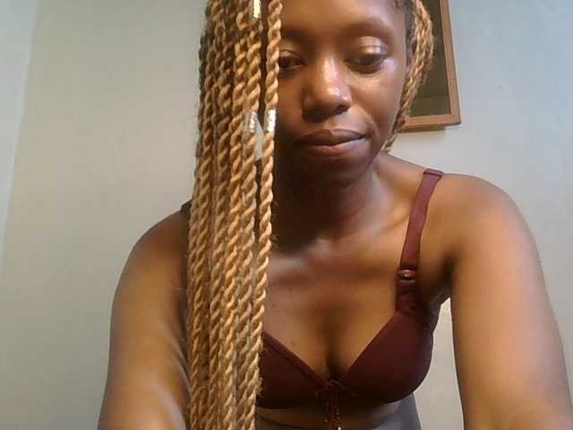 SexyBanni's BongaCams show and profile