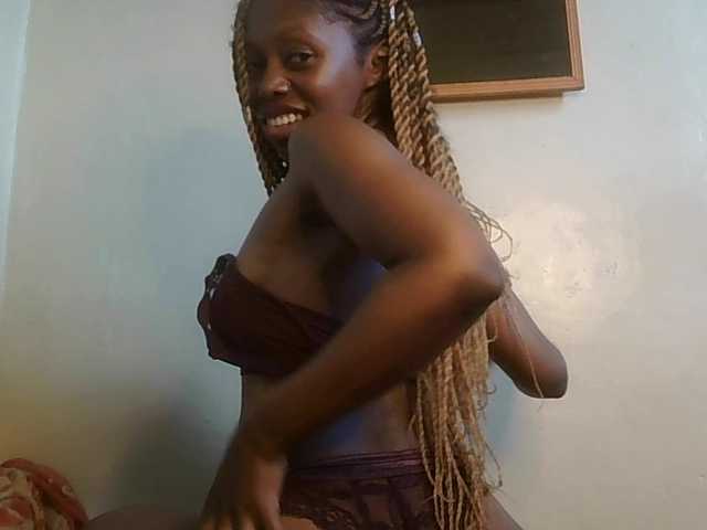 SexyBanni's BongaCams show and profile