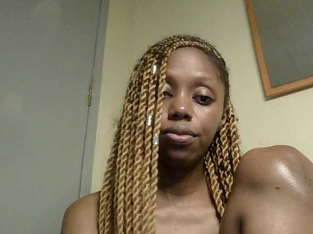 SexyBanni's BongaCams show and profile