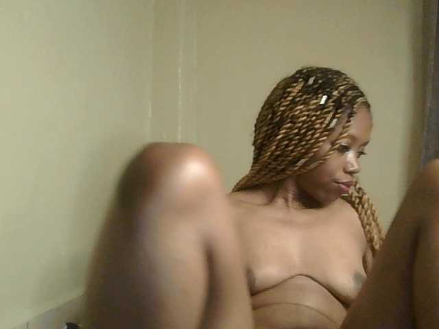 SexyBanni's BongaCams show and profile