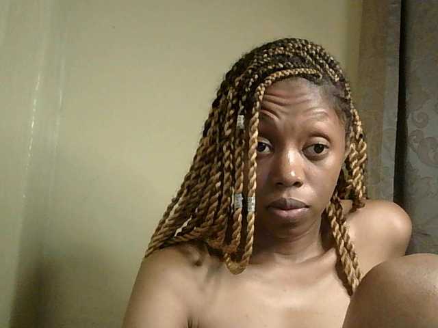 SexyBanni's BongaCams show and profile