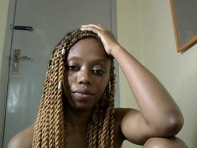 SexyBanni's BongaCams show and profile