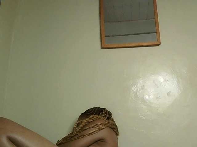 SexyBanni's BongaCams show and profile