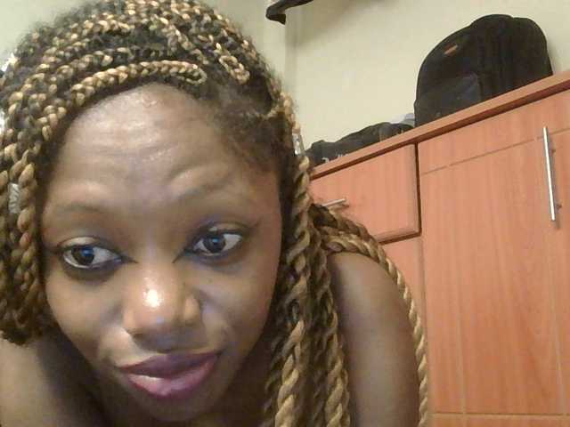 SexyBanni's BongaCams show and profile