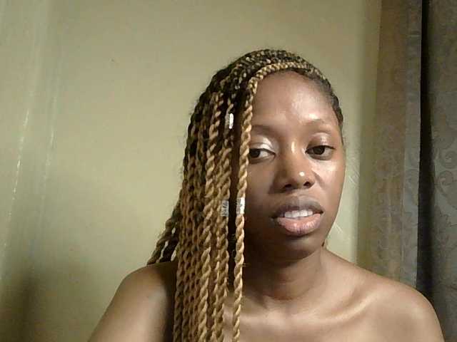 SexyBanni's BongaCams show and profile