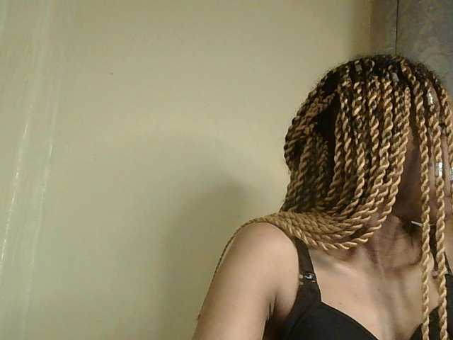 SexyBanni's BongaCams show and profile