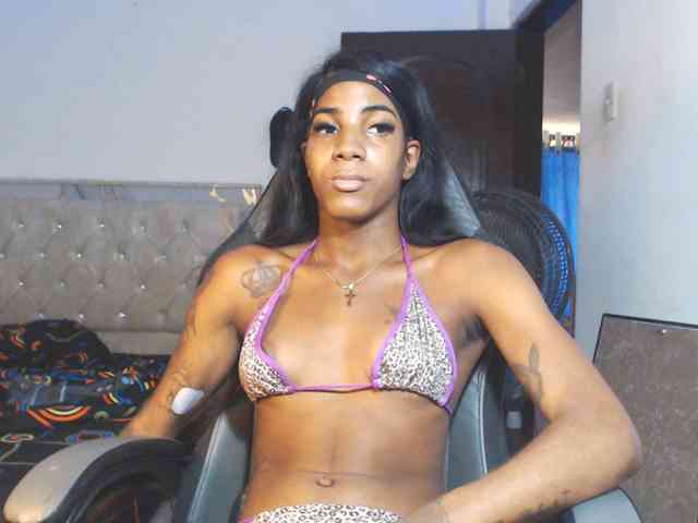 MiaDeseo Live Webcam on BongaCams