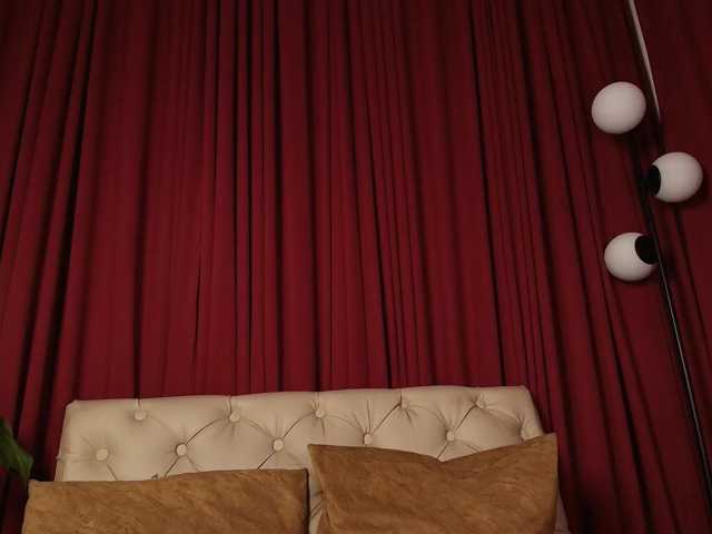 Sharlotte-1 live cam on BongaCams