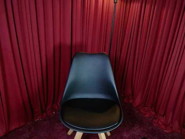 sharlotte-1's BongaCams show and profile