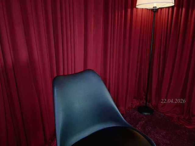 sharlotte-1's BongaCams show and profile