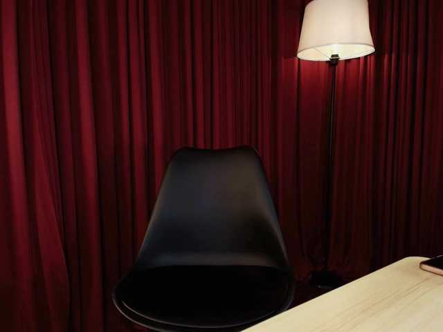 Sharlotte-1 live webcam show