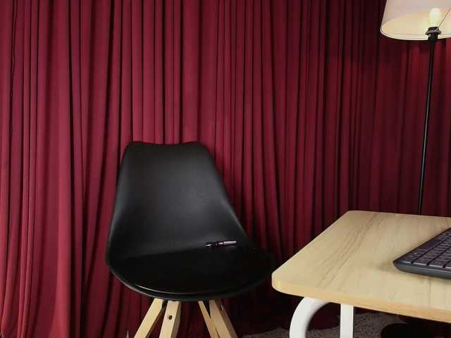 Sharlotte-1 live cam preview