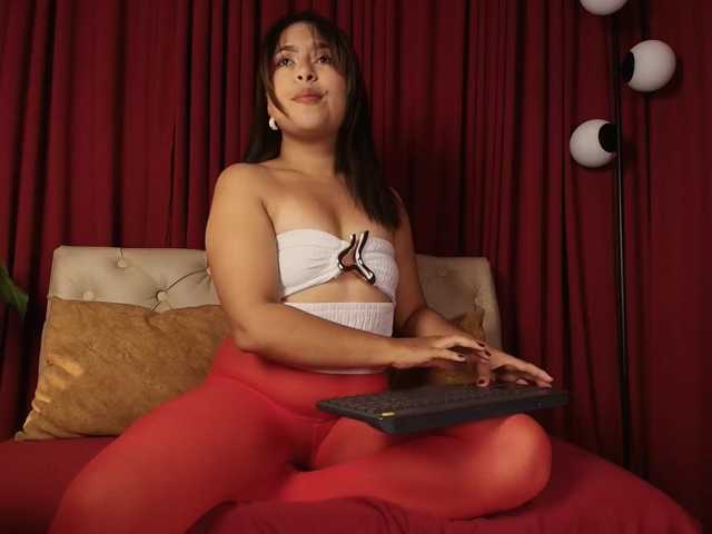 Sharlotte-1 live cam on BongaCams