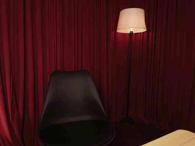 Sharlotte-1 webcam