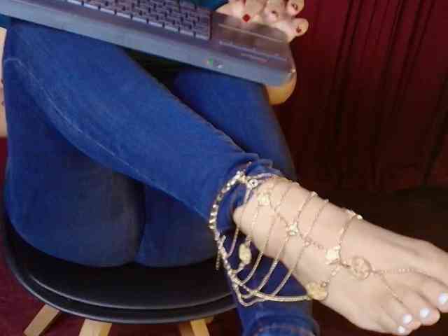 Sharlotte-1 webcam