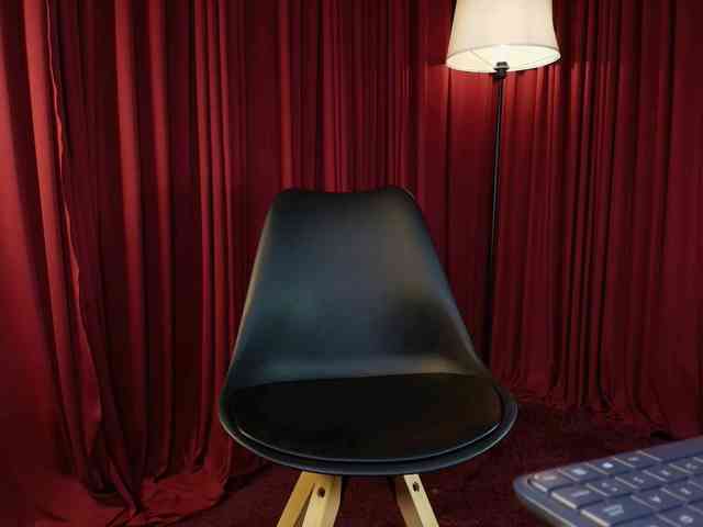 Sharlotte-1 Live Webcam on BongaCams
