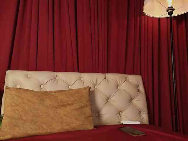 Sharlotte-1 webcam