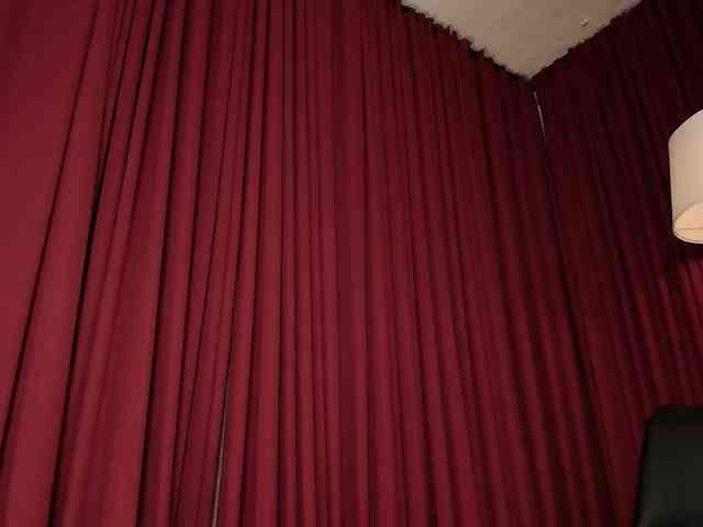 Sharlotte-1 webcam