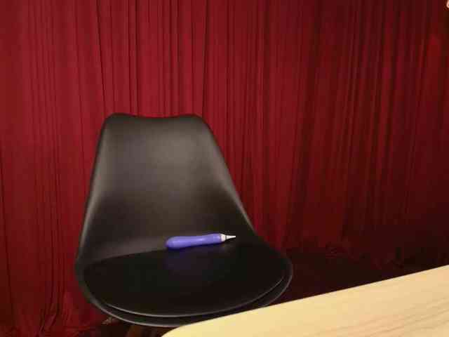 Sharlotte-1 webcam