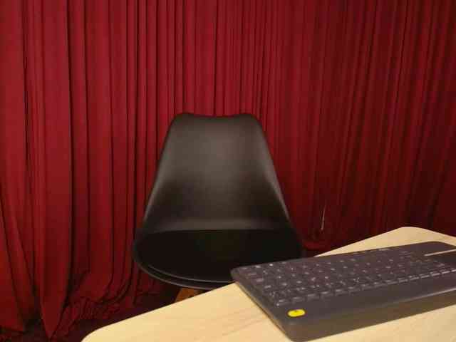 Sharlotte-1 webcam