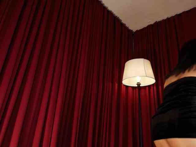 Sharlotte-1 webcam
