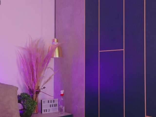 AliceJackkson's BongaCams show and profile