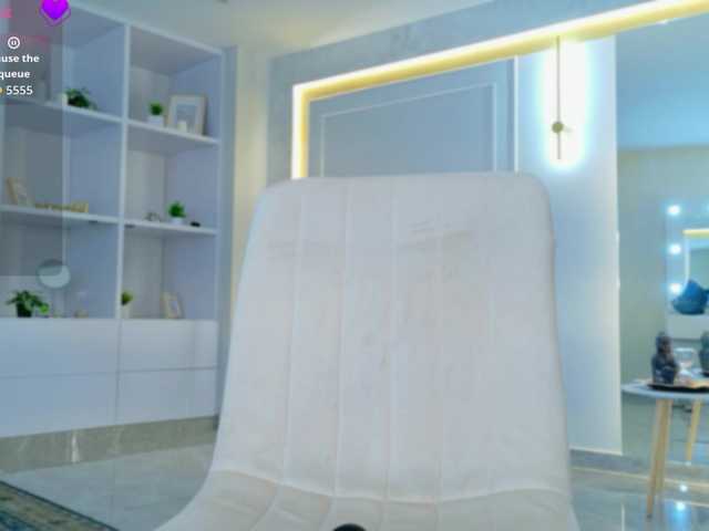 AliceJackkson live cam on BongaCams
