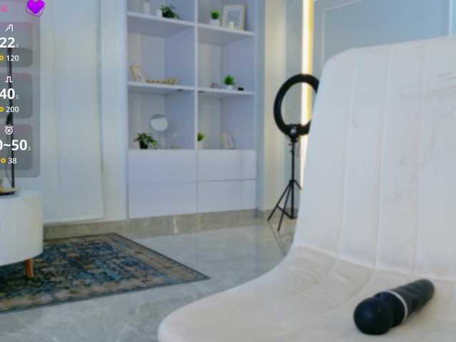 AliceJackkson live cam on BongaCams