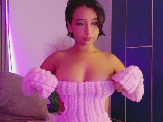 AliceJackkson's BongaCams show and profile