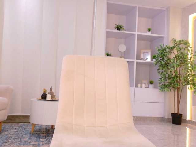 AliceJackkson live cam on BongaCams
