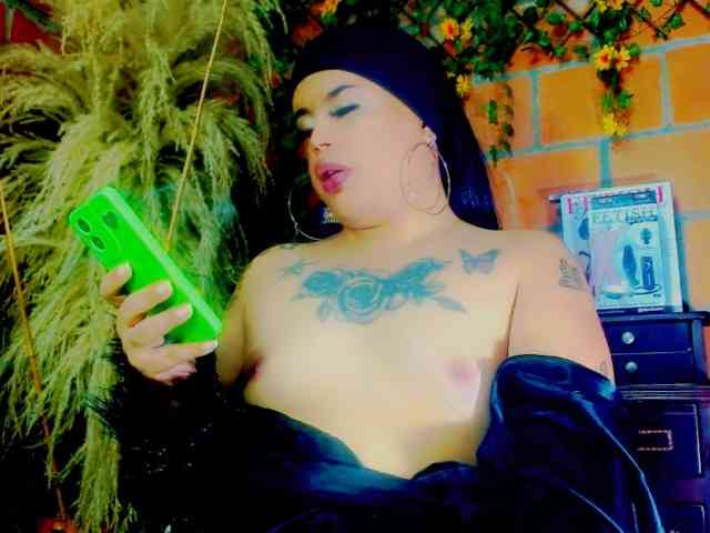 SAMANTHASEXFOX Sex Cam Show