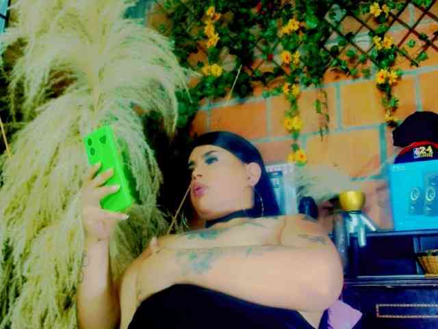 SAMANTHASEXFOX Sex Cam Show