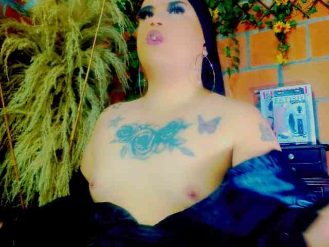 SAMANTHASEXFOX Sex Cam Show