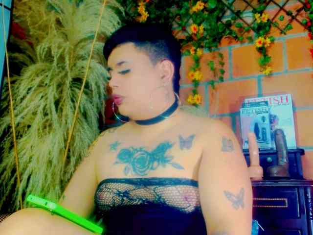 SAMANTHASEXFOX Sex Cam Show