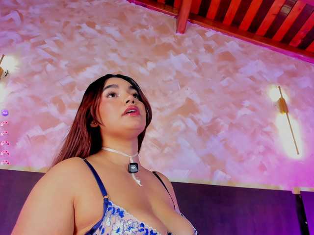 anny-arango live webcam show