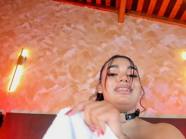 anny-arango live cam preview