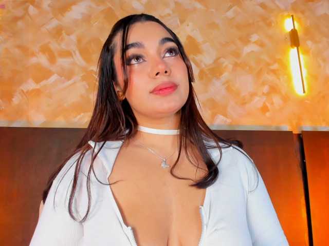 anny-arango live cam preview