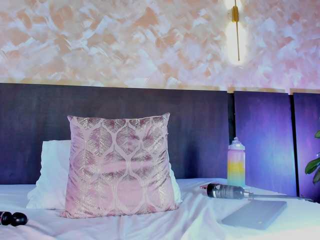 anny-arango1 live cam on BongaCams