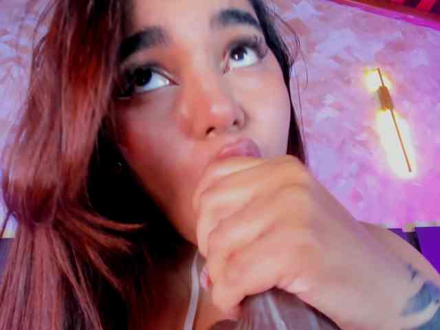 anny-arango webcam