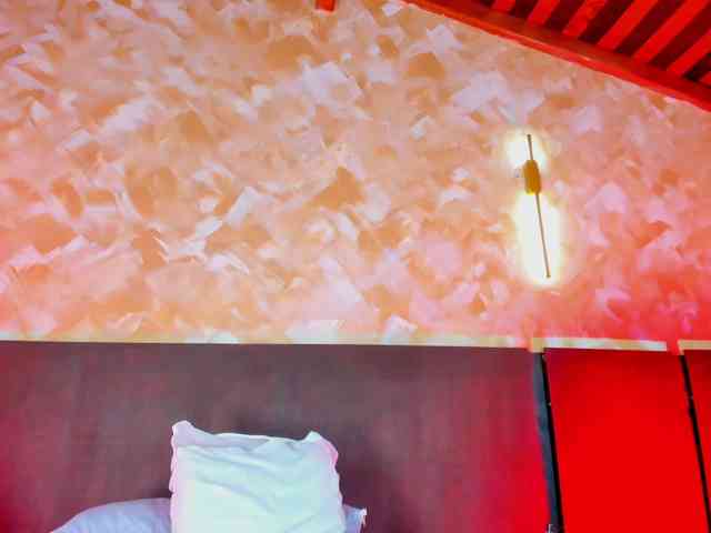 anny-arango webcam