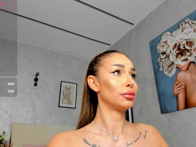 ElinaMoon live cam on BongaCams