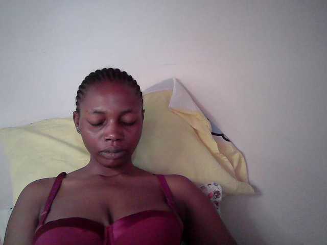 sexy-muna live cam on BongaCams