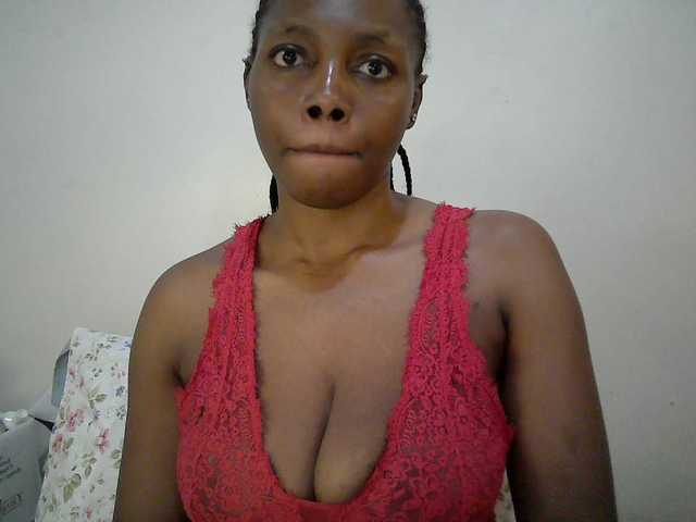 sexy-muna live cam on BongaCams
