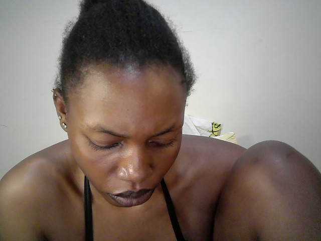 sexy-muna live cam on BongaCams