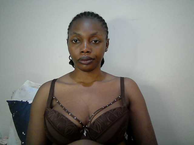 sexy-muna live cam on BongaCams