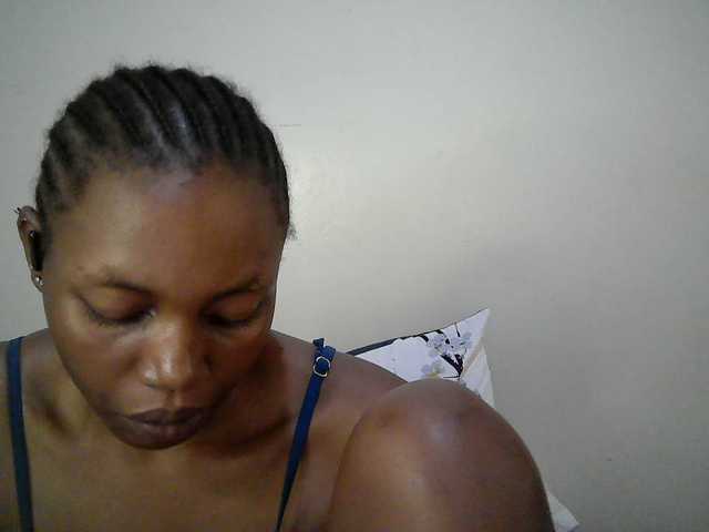 sexy-muna live cam on BongaCams