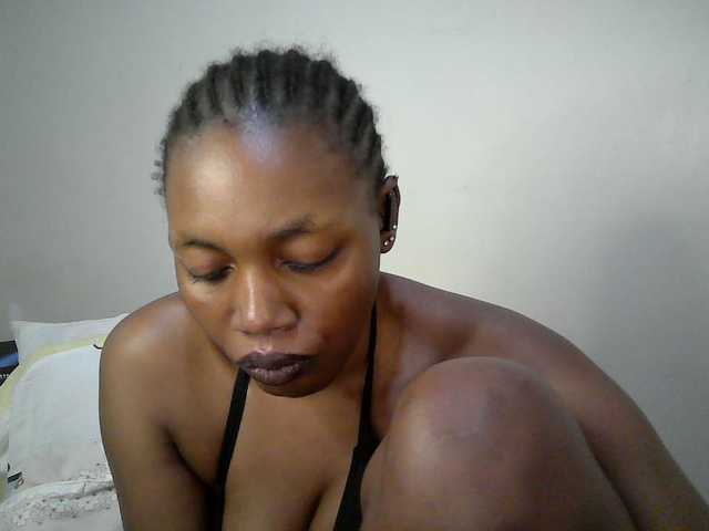 sexy-muna live cam on BongaCams