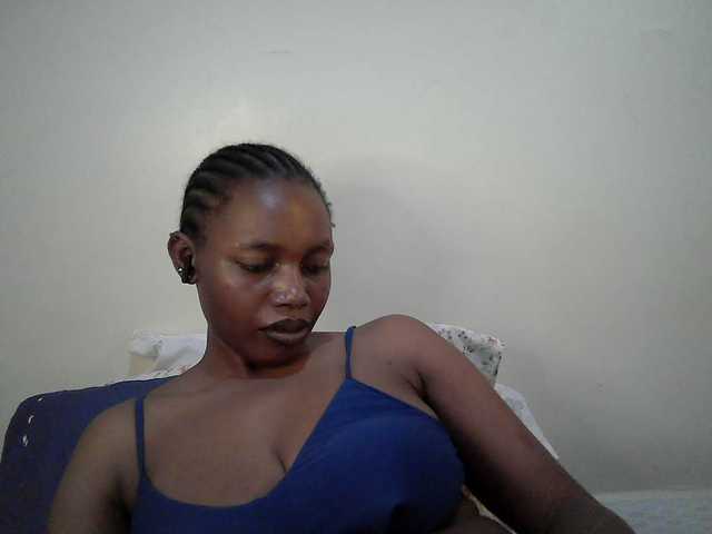 sexy-muna live cam on BongaCams